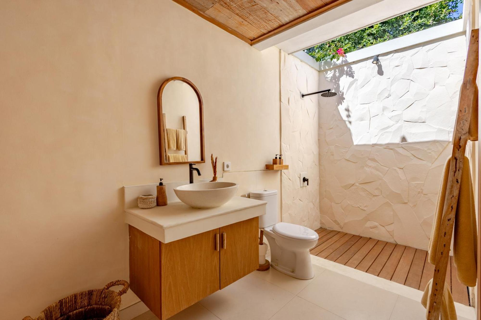 The Pink Joglo, A Cheerful 3Bdr Villa W/Pool And Rice-Field View. Dalung  Esterno foto