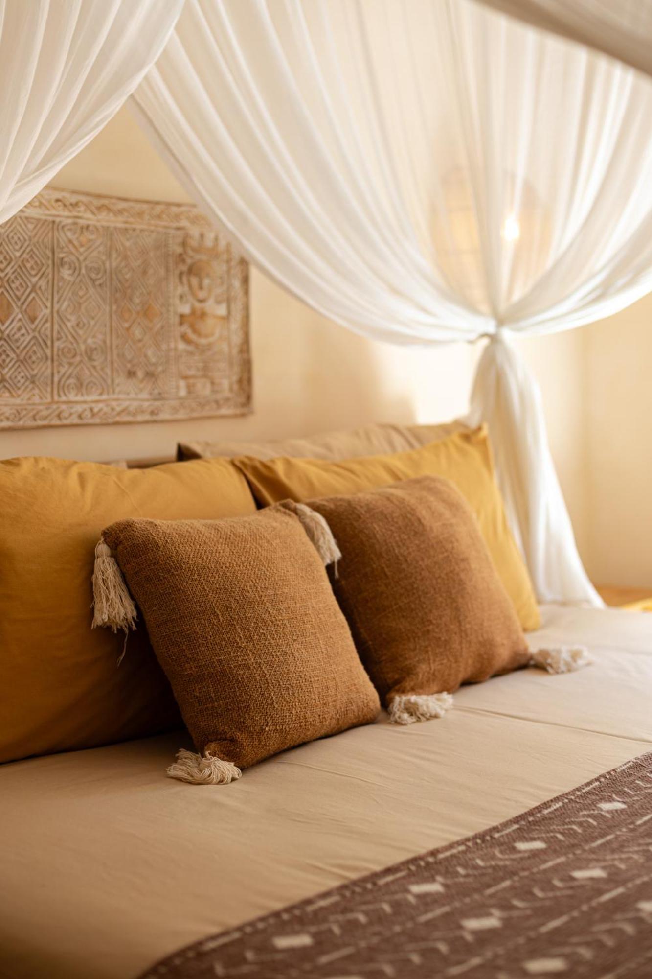 The Pink Joglo, A Cheerful 3Bdr Villa W/Pool And Rice-Field View. Dalung  Esterno foto